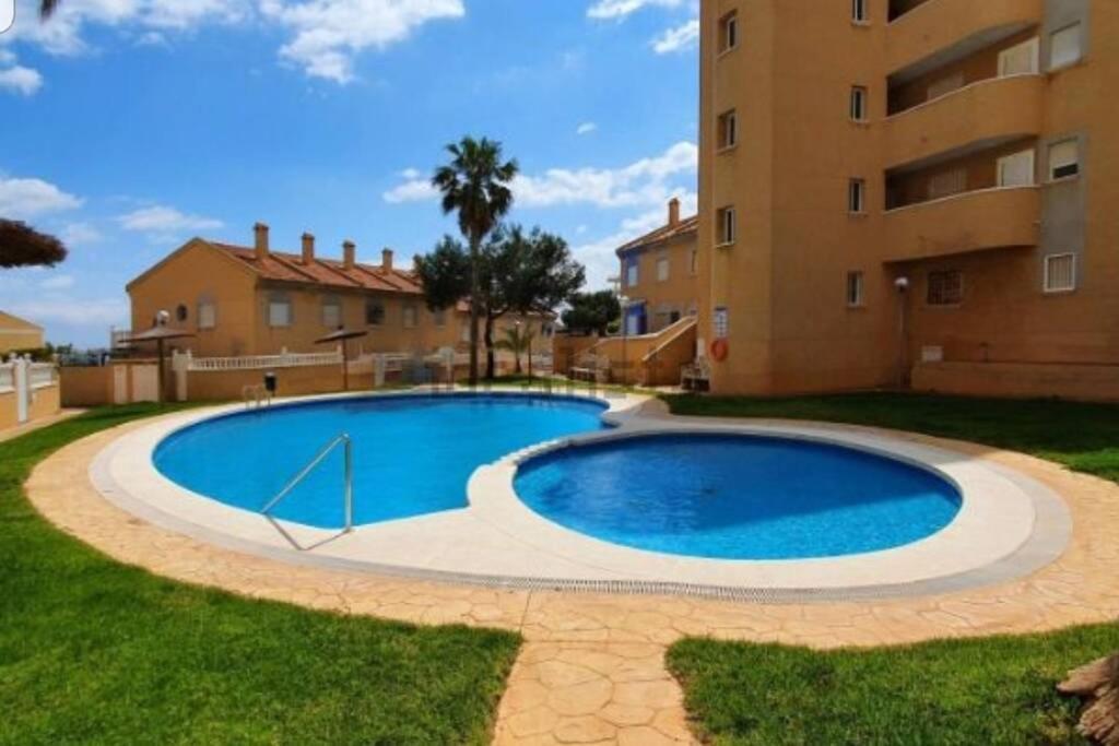 Apartmán Apartamento Muy Cerca Del Mar. Arenales del Sol Exteriér fotografie